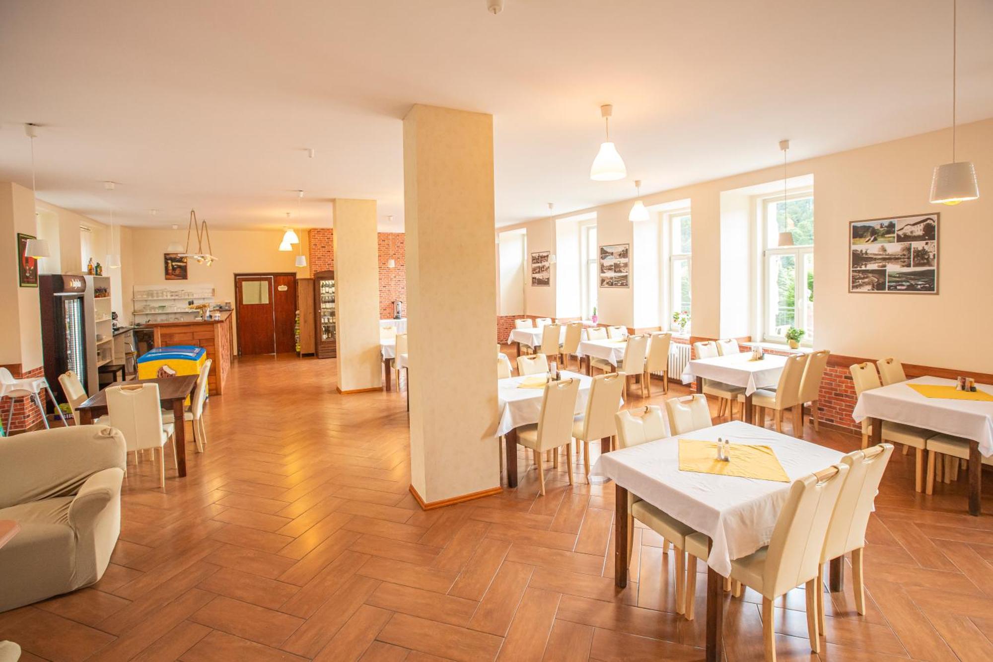 Pension V Parku Чески-Штернберк Экстерьер фото